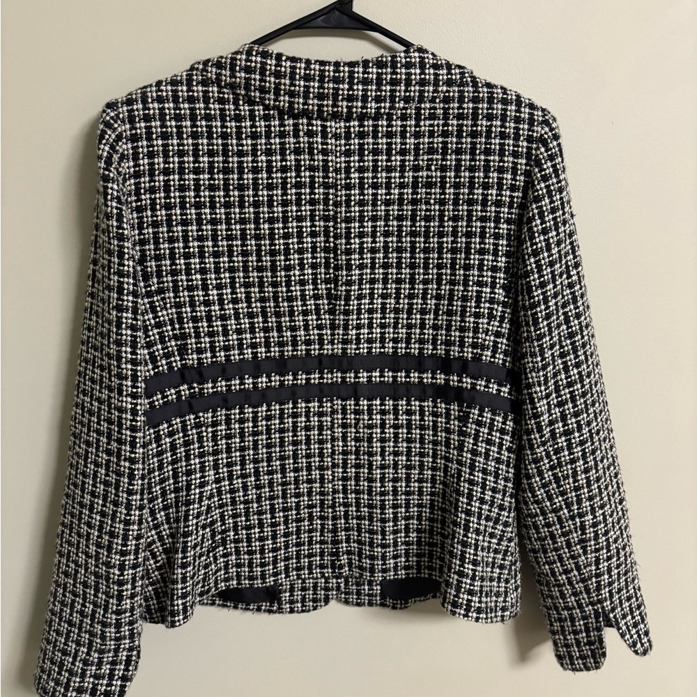 Sandro Tweed Jacket Blazer Size Large 10-12 Black White Ribbon Detail Buttons - Picture 2 of 7